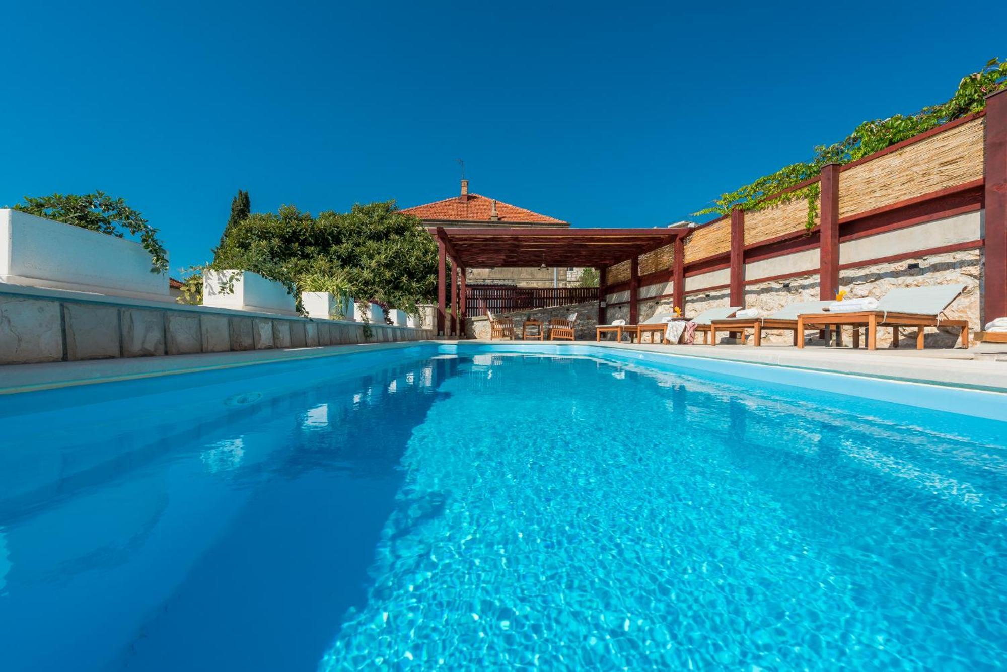Miljas 1 Apartment *