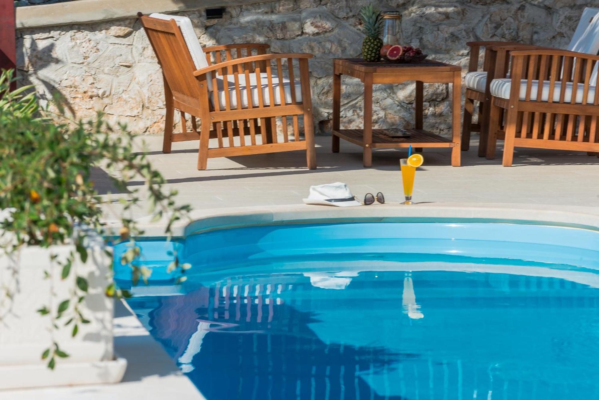 Apartment Miljas 1