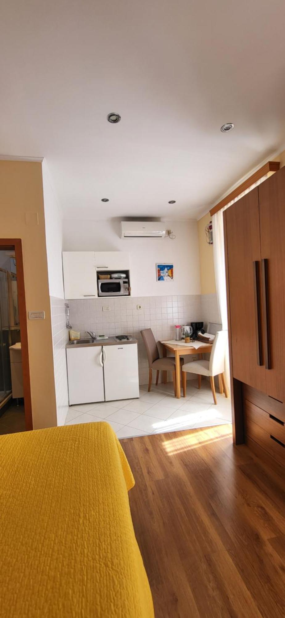 Apartment Miljas 1